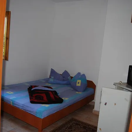 בית הארחה Vila Ekon *